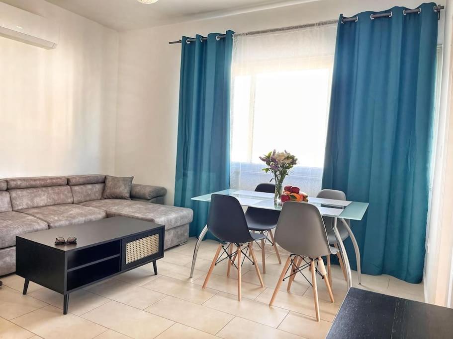 Teo Apartment Paphos Exterior photo