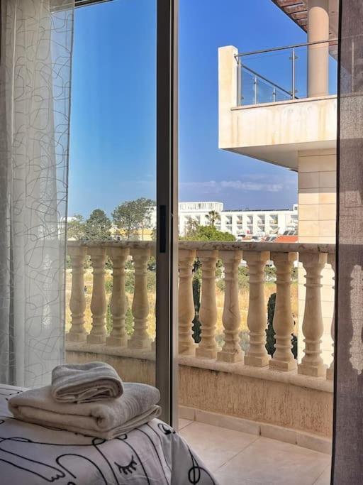 Teo Apartment Paphos Exterior photo