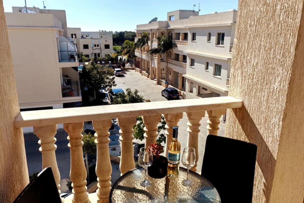 Teo Apartment Paphos Exterior photo
